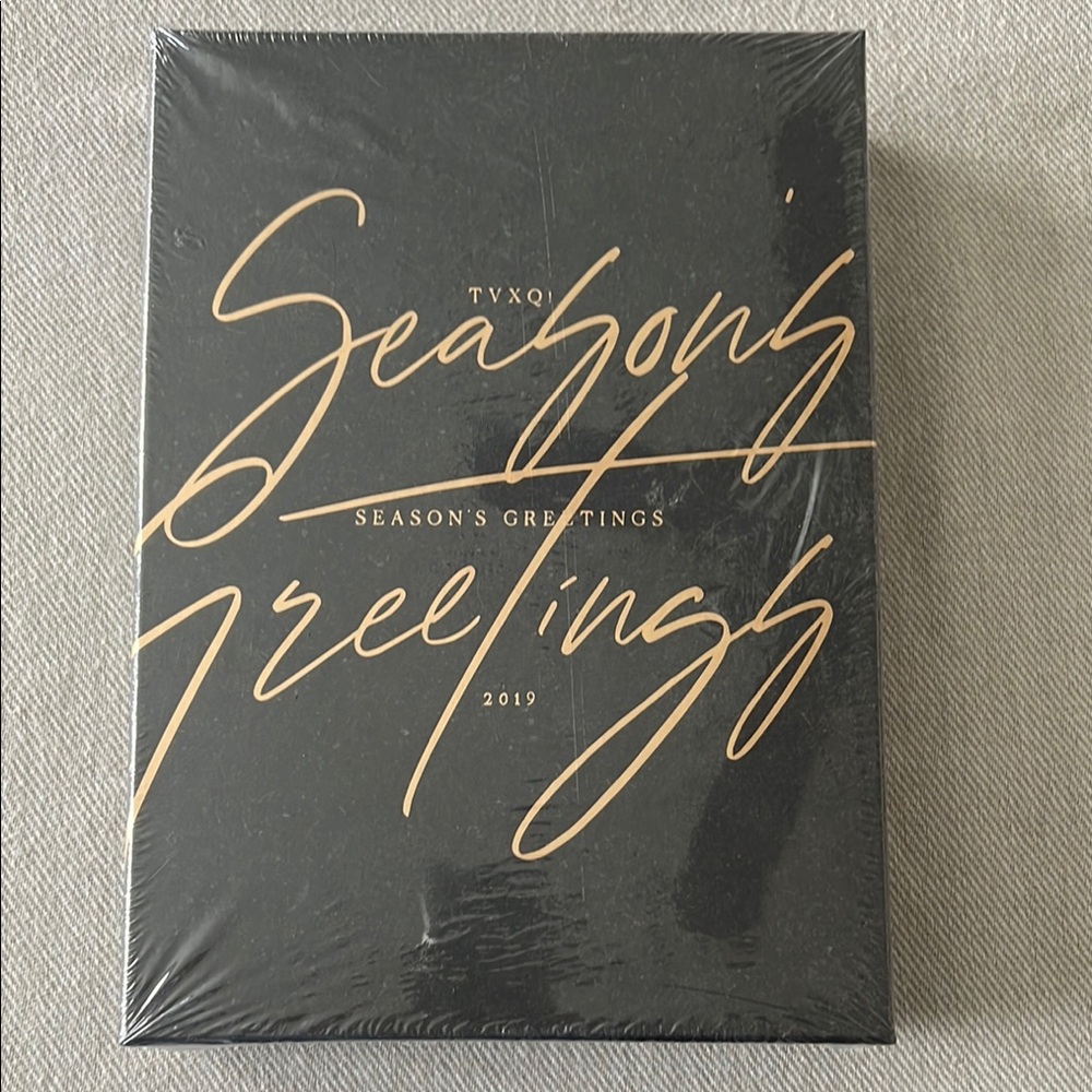 TVXQ Season's Greetings 2019 Box